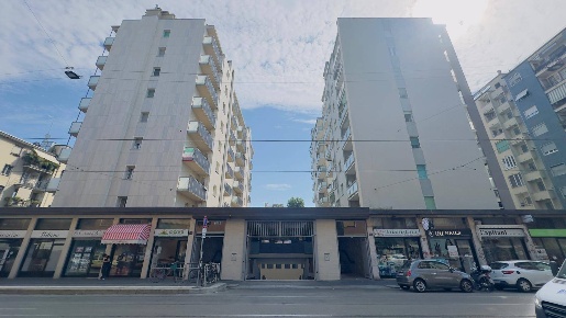 Foto Appartamento in Via Bergamo, Milano Montenero di 166 m² con 7 locali