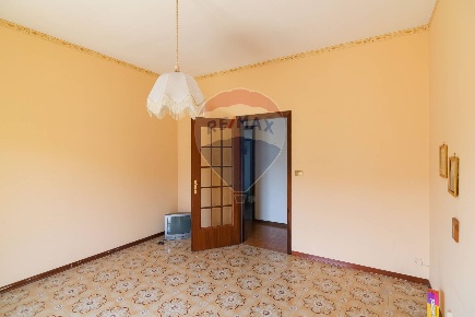 Foto Appartamento in Via Marchese di Casalotto, Aci Catena Centro di 135 m²