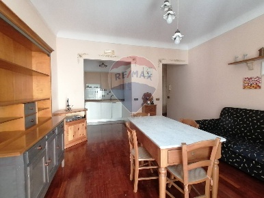 Foto Casa indipendente in Via Venezia, Comiso Centro di 250 m² con 7 locali