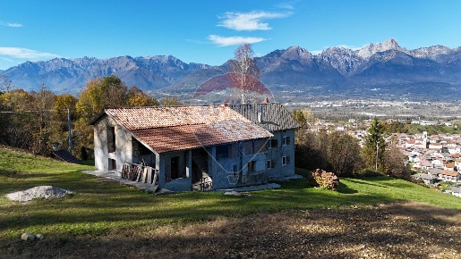 Foto Casa indipendente in Via Rive di Villa, Borgo Valbelluna di 260 m²