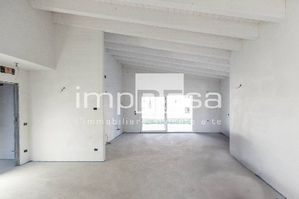 Foto Casa indipendente in via Piave, Pordenone Torre di 200 m² con 4 locali