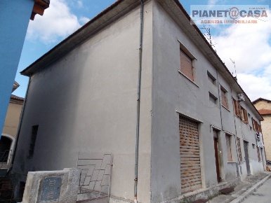 Foto Casa indipendente in Via Monte Catria, Castel di Lama di 230 m²