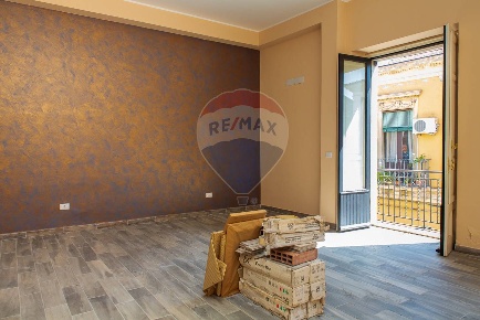 Foto Casa indipendente in via gramsci, Riposto Centro di 231 m² in vendita