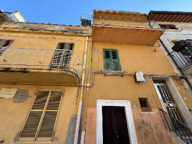 Foto Casa indipendente in PIazza Castello, Monsampolo del Tronto Centro