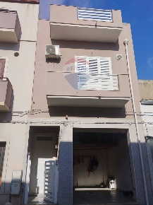 Foto Casa indipendente in via cristoforo colombo, Vittoria Centro di 160 m²