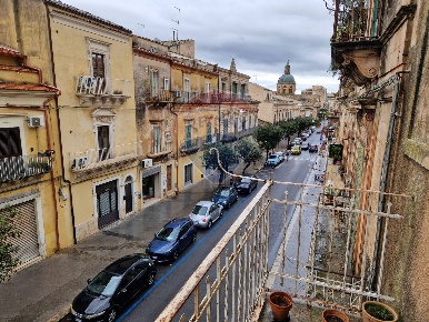 Foto Casa indipendente in Via Gioacchino Rossini 2-6, Ragusa Centro