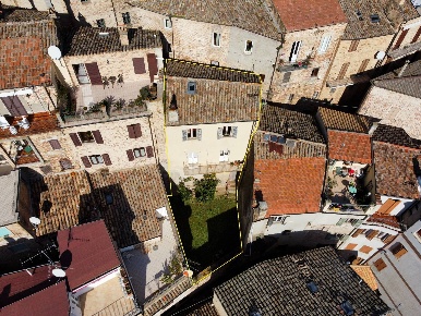 Foto Casa indipendente a Ripatransone Centro di 180 m² con 5 locali