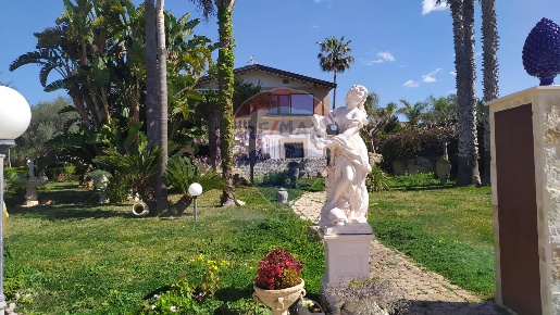 Foto Villa singola in via picasso, Scicli Cava D'aliga di 200 m² in vendita