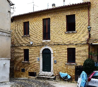 Foto Casa indipendente in ciabattoni, Spinetoli Centro di 190 m² in vendita