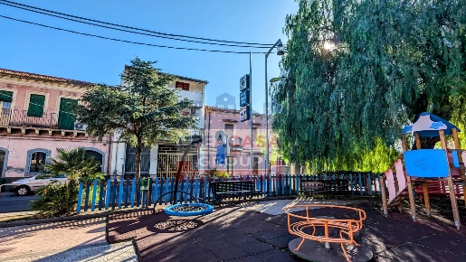 Foto Casa indipendente in via Pasteria, Calatabiano di 132 m² con 12 locali