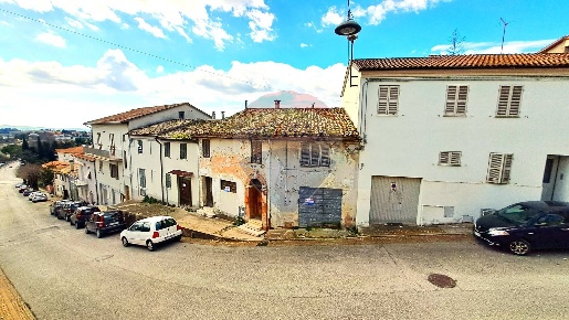 Foto Case semi ndipendenti in via Mazzini, San Marcello Centro di 140 m²