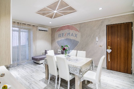 Foto Appartamento in Via Fratelli D'antoni, Catania Via delle Calcare