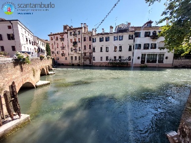 Foto Casa indipendente a Treviso Duomo di 871 m² con 11 locali in vendita