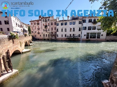 Foto Casa indipendente a Treviso Duomo di 871 m² con 11 locali in vendita