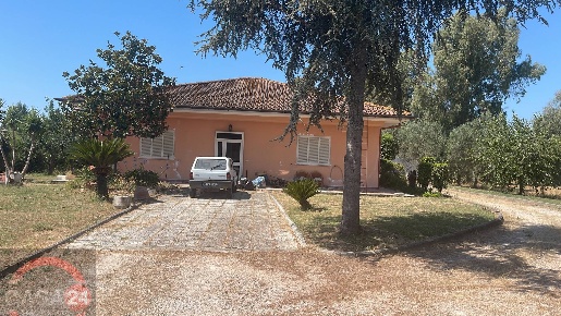 Foto Villa singola in Strada Cavatella, Latina Borgo Grappa di 153 m²