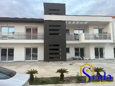 Foto Casa indipendente in via della libertà, Capua Sant'angelo In Formis