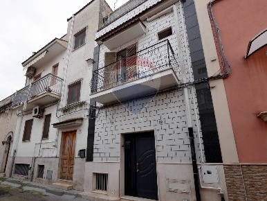 Foto Casa indipendente in Via Monte San Michele, Bari Ceglie del Campo