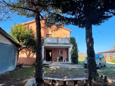 Foto Casa indipendente in Contrada Sant' Egidio, Monsampolo del Tronto