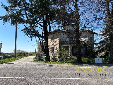 Foto Casa indipendente in Ponte sul Versa, Medea in vendita