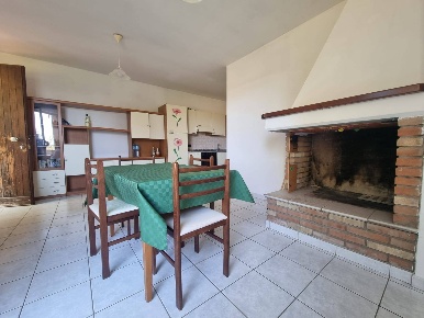 Foto Appartamento in Via S'Olivariu, Piscinas di 70 m² con 3 locali