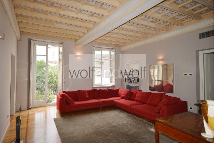 Foto Appartamento in Piazza Santo Stefano, Milano Missori di 250 m²