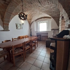 Foto Casa indipendente in via Roma, Santa Vittoria in Matenano in vendita