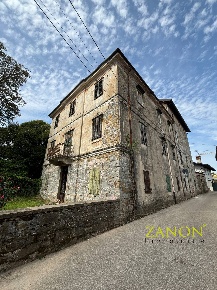 Foto Casa indipendente in Via Udine, Cormons in vendita