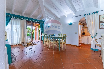 Foto Casa indipendente in Via Gallura, Stintino Punta De Su Turrione