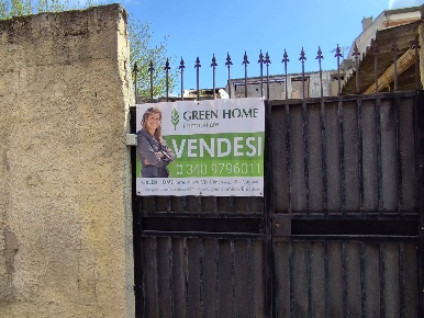 Foto Casa indipendente in Via Piemonte, Villasor di 200 m² con 6 locali