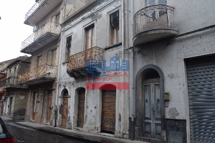 Foto Casa indipendente in via Garibaldi, Calatabiano di 157 m² con 4 locali