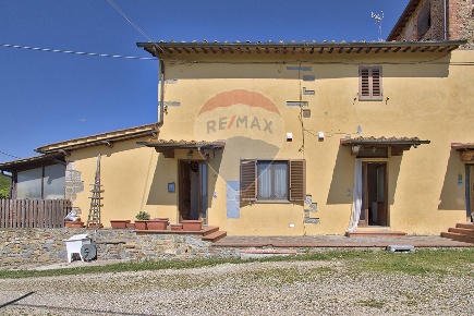Foto Case semi ndipendenti in VIA BORRO DELLE CAVE, Terranuova Bracciolini