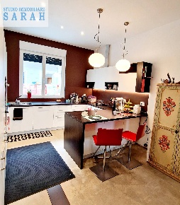 Foto Casa indipendente in Via Mazzini, Viareggio Centro di 300 m²