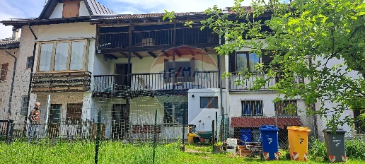 Foto Case semi ndipendenti in VIA PAGANINI LIBERALE, Lamon Centro di 120 m²