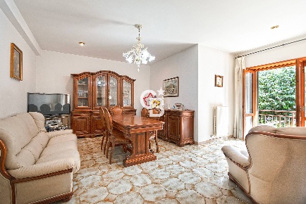 Foto Case semi ndipendenti in via Carlo Marx, Caprarola Centro di 175 m²