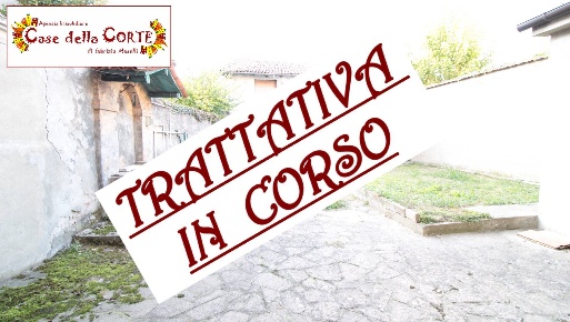 Foto Casa indipendente in Via UGO BASSI, Cento Cento Paese di 233 m²