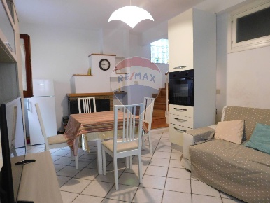 Foto Case semi ndipendenti in PIAZZA CAPPELLETTI, Rapino Centro di 101 m²