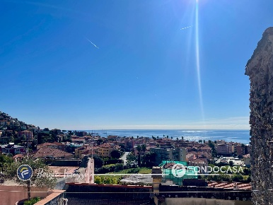 Foto Casa indipendente in Via San Sebastiano, Borgio Verezzi Borgio