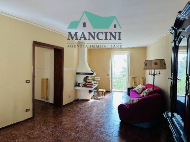 Foto Case indipendenti in roma, Cupramontana Centro di 130 m² con 4 locali