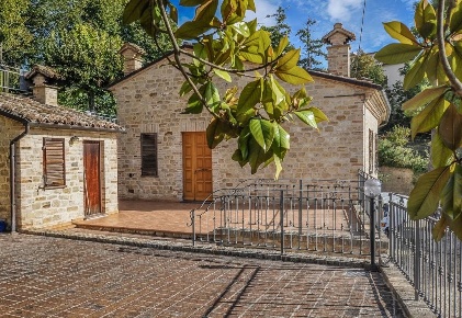 Foto Casa indipendente a Montelparo in vendita