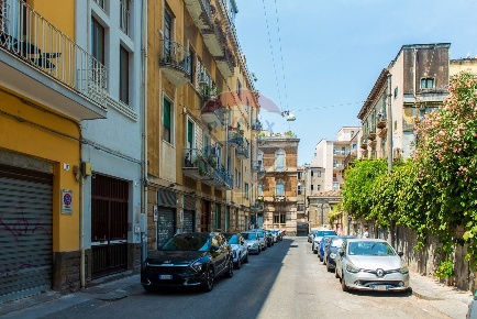 Foto Appartamento in Via Giuseppe Aurelio Costanzo, Catania Borgo di 150 m²