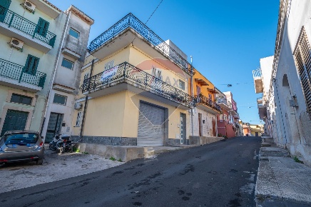 Foto Casa indipendente in via volturno, Siracusa Belvedere - Tremmilia