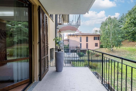 Foto Appartamento in Via San Giuseppe, Casatenovo Centro di 73 m²