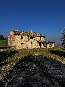 Foto Casa indipendente in Via San Gaetano, Magliano di Tenna in vendita