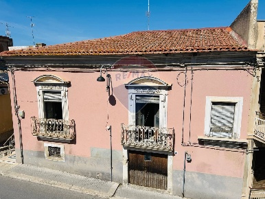 Foto Casa indipendente in via francesco petrarca 28, Comiso Centro