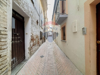 Foto Case semi ndipendenti in Vico 45 di Via Giuseppe Garibaldi, Lanciano