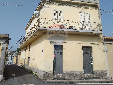 Foto Casa indipendente in Via Nazionale Mangano, Acireale di 250 m²