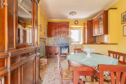 Foto Appartamento in Via Montebello, Ischia di Castro di 77 m² con 2 locali