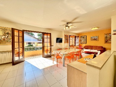 Foto Case semi ndipendenti in Calle Michelengelo, Lignano Sabbiadoro Centro