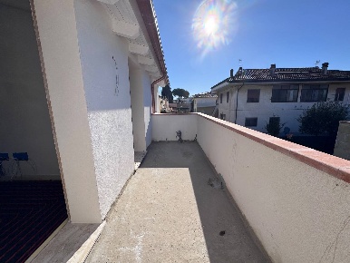 Foto Casa indipendente a Calcinaia Centro di 152 m² con 4 locali in vendita