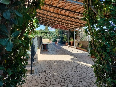 Foto Casa indipendente in Contrada Giardinello, Comiso Centro di 160 m²